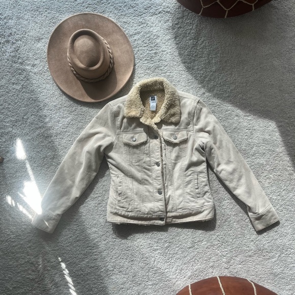GAP Jackets & Blazers - Gap: Corduroy Sherpa lining jacket -Small